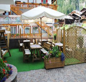 Bernard Hotel Canazei Luaran gambar